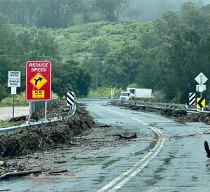 Bridge Flood Debris Loading.jpg